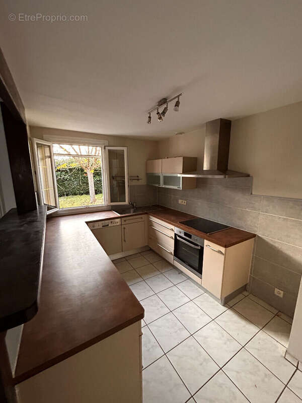 Maison à FENOUILLET