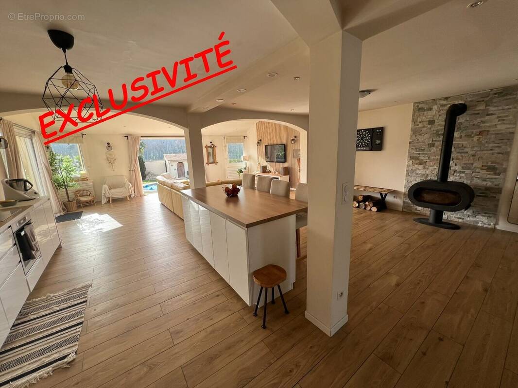 Maison à SAINT-CHERON