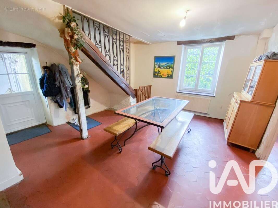 Maison 120 m² à Montreuil-Aux-Lions  - photo 4