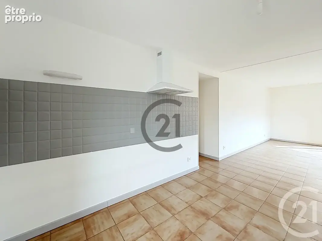 Appartement 4 pièces 61 m² à vendre à Troyes (10000) - photo 5