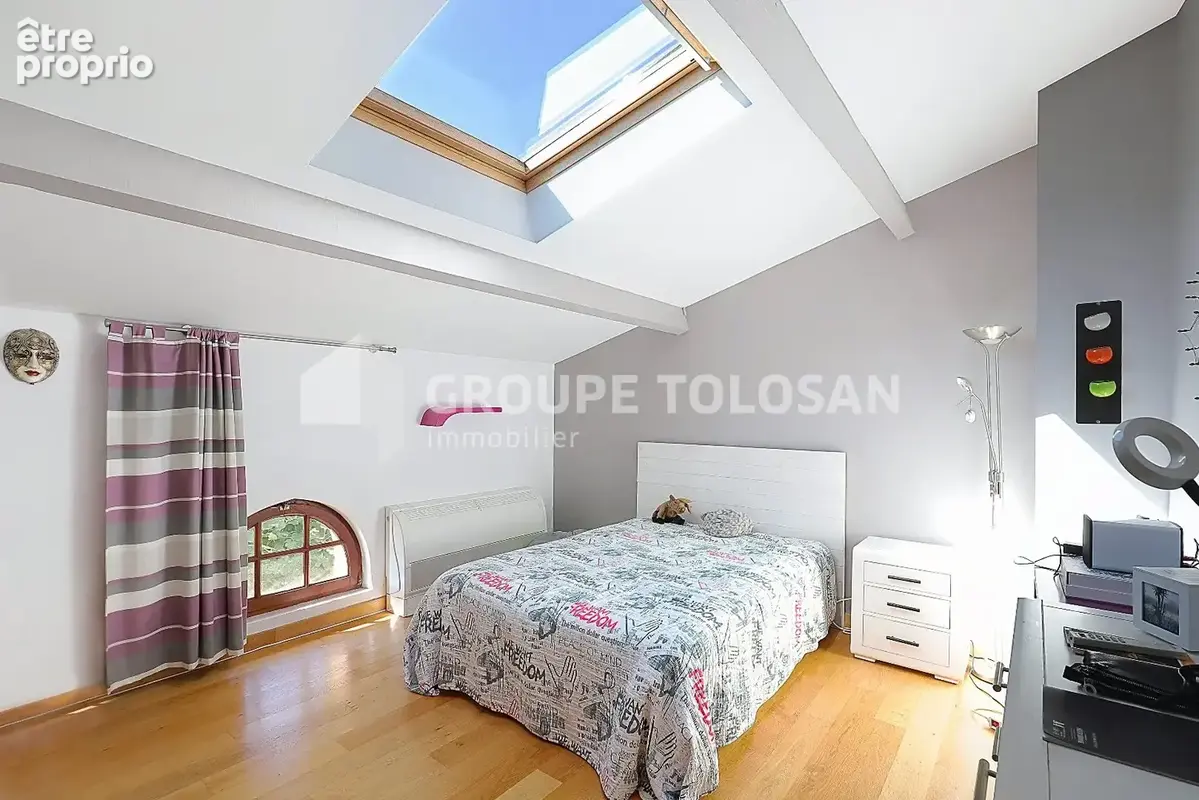 Maison 6 pièces 228 m² à vendre à Escalquens (31750) - photo 9