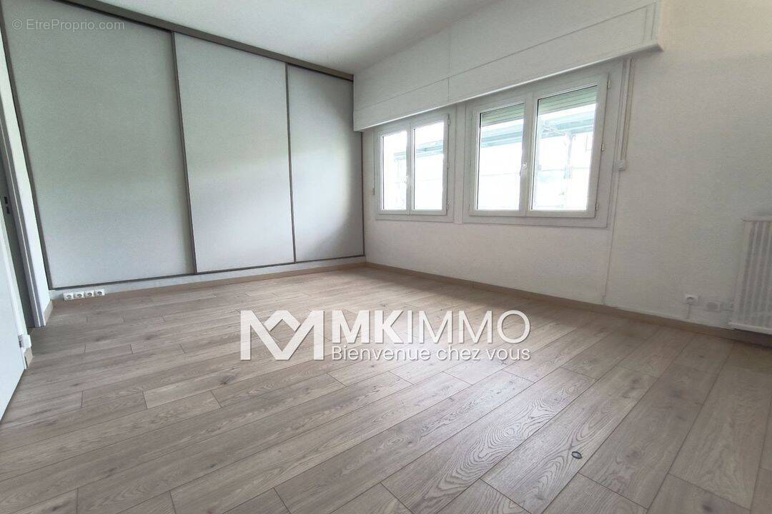 Commerce à CAGNES-SUR-MER