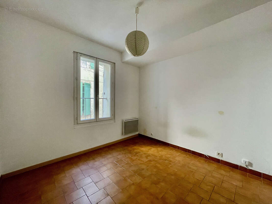 Vaison centre - appartement t3 loue - photo 4