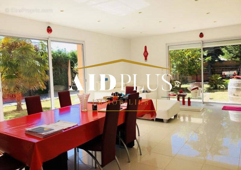 Maison à SAINT-LEU-LA-FORET