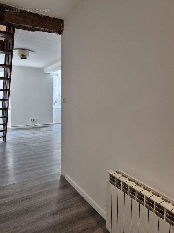 Appartement 70 m² à Saint-Gilles  - photo 3