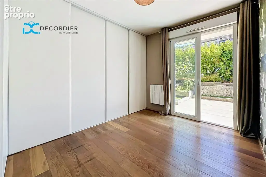 Appartement t3 neuvecelle avec vue lac - photo 15