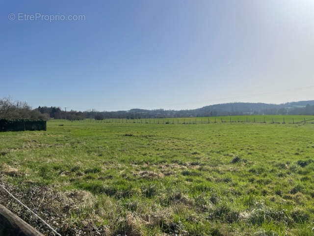 Maison à CONDE-SUR-HUISNE