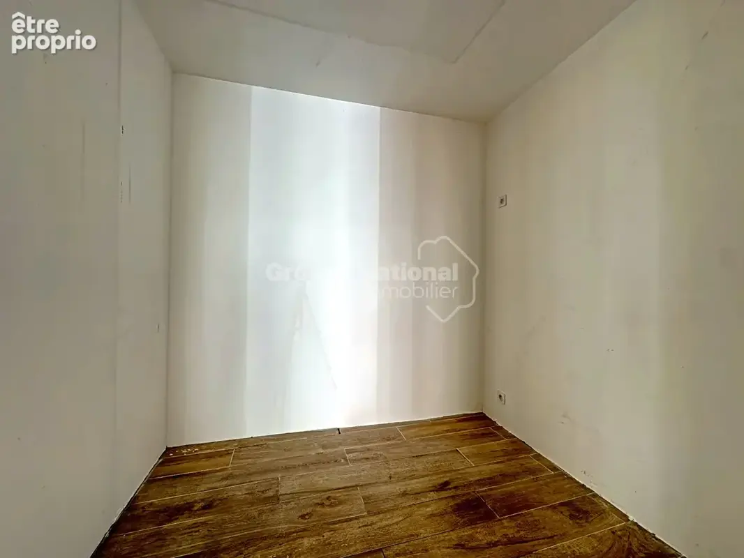À vendre  local commercial 83 m²  emplacement premium à lunel - photo 6
