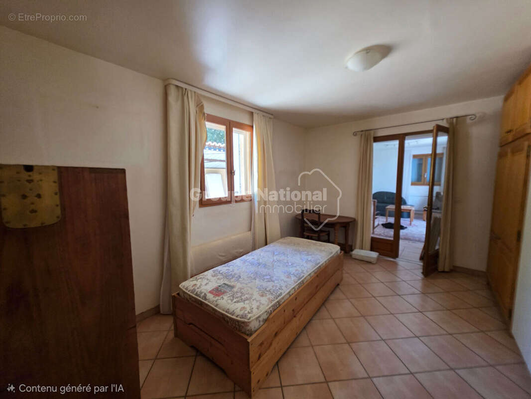 Greoux les bains  maison plain pied avec terrain de 2500m². - photo 17