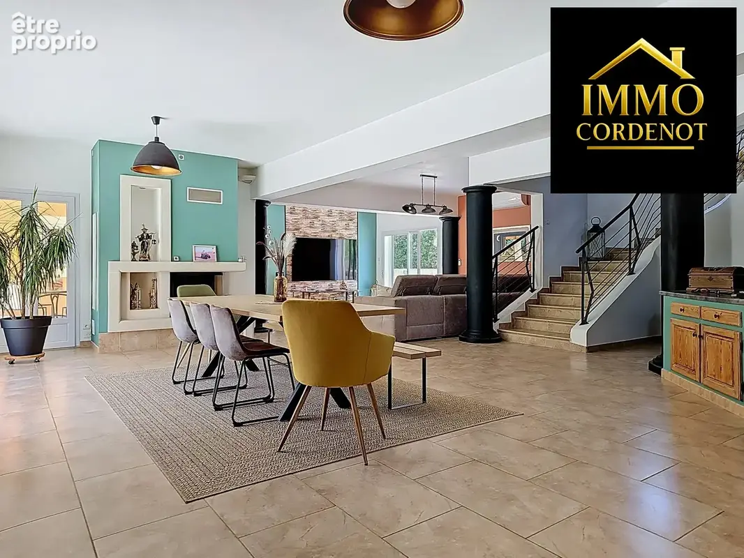 Maison 6 pièces 282 m² à vendre à Meounes-Les-Montrieux (83136) - photo 9