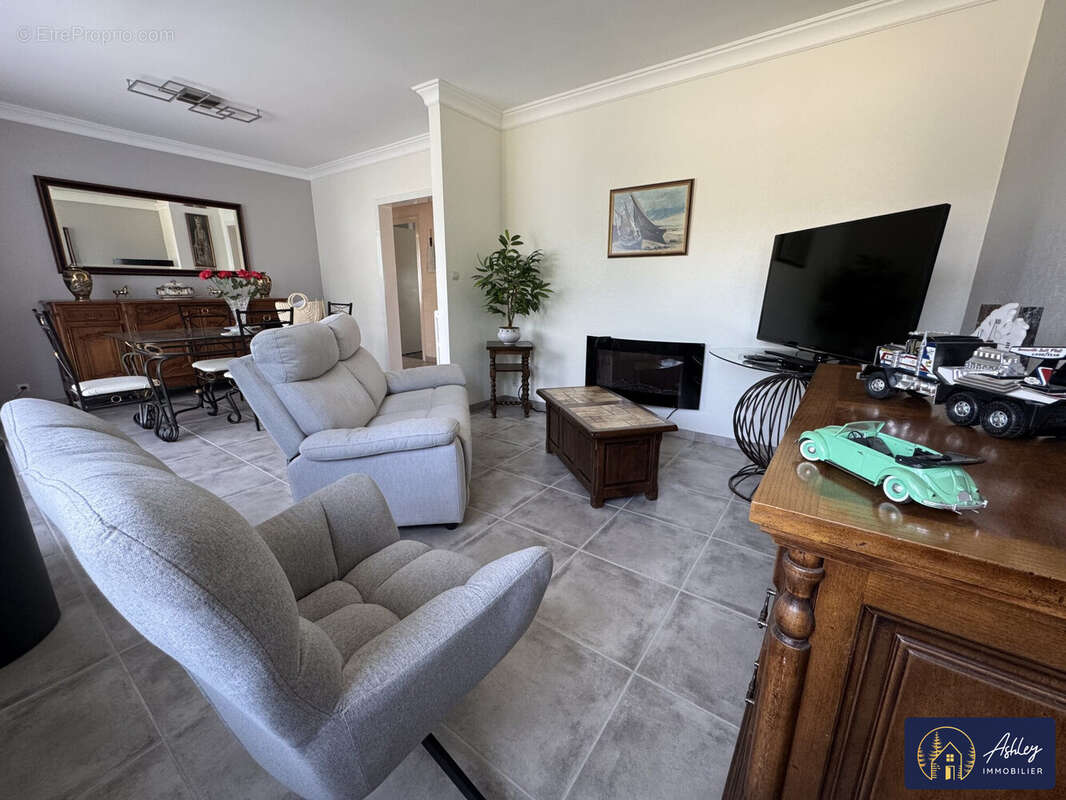 Maison à vendre BORT LES ORGUES 5 pièces