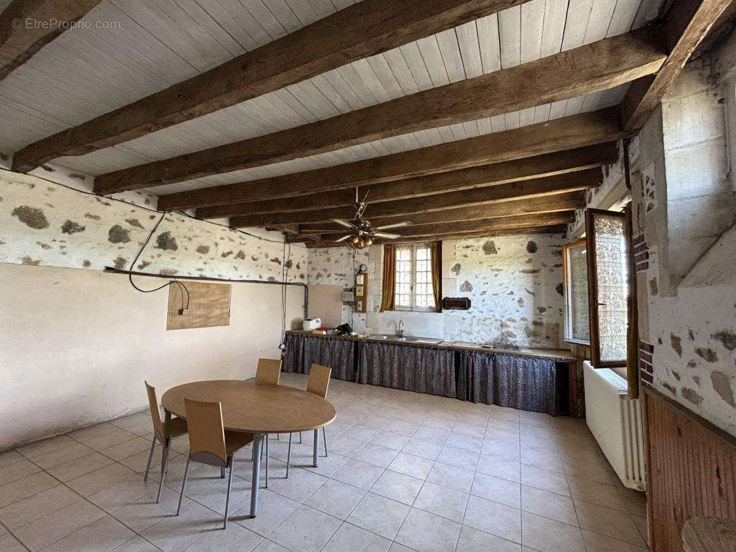 Maison à ASNIERES-SUR-BLOUR