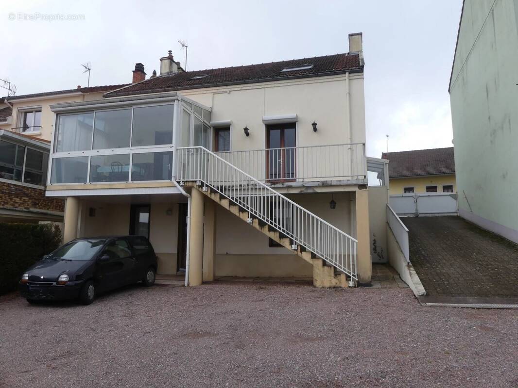 Maison à LE CREUSOT