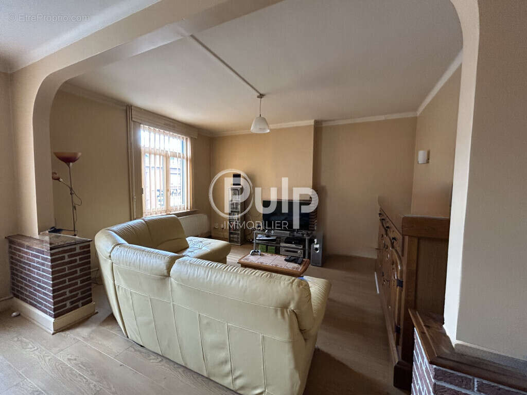 Appartement à OIGNIES
