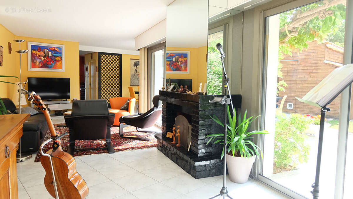 Maison à VENANSAULT