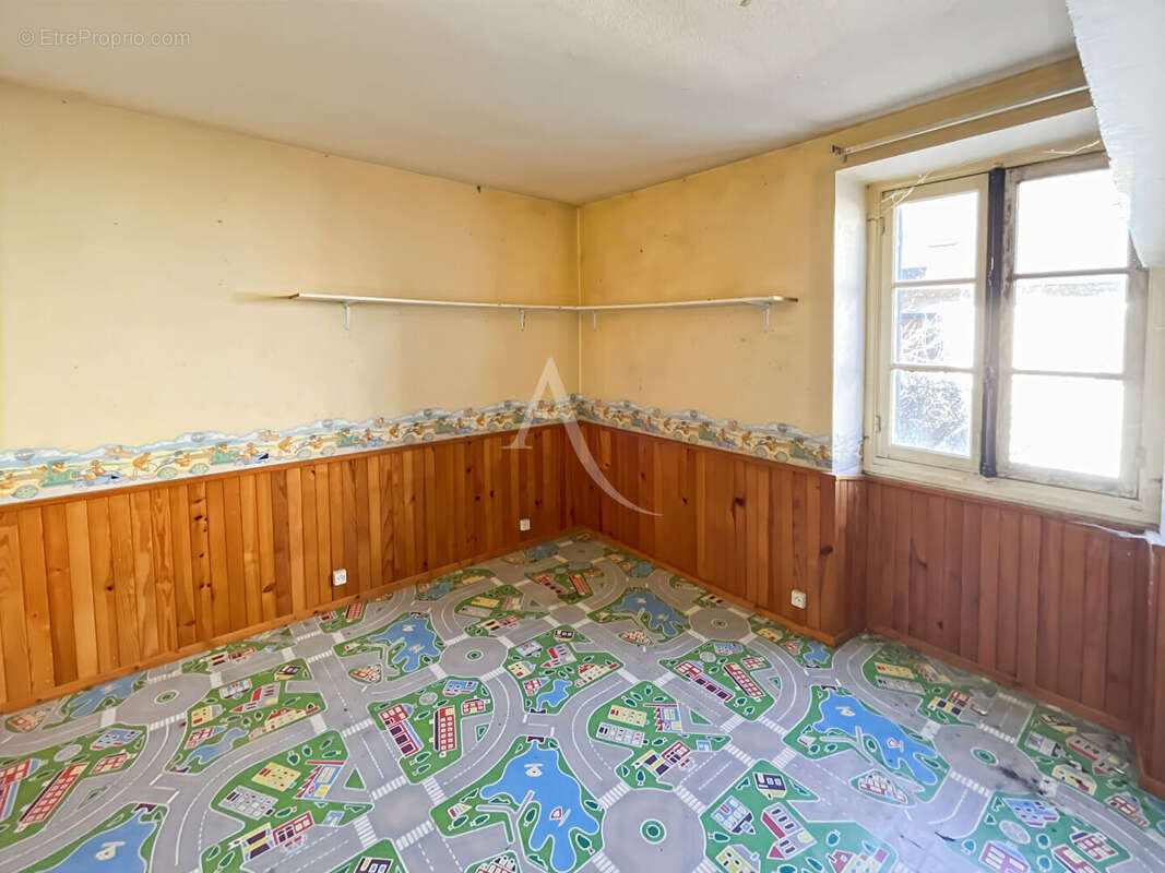 Maison à VAUX-SUR-SEINE