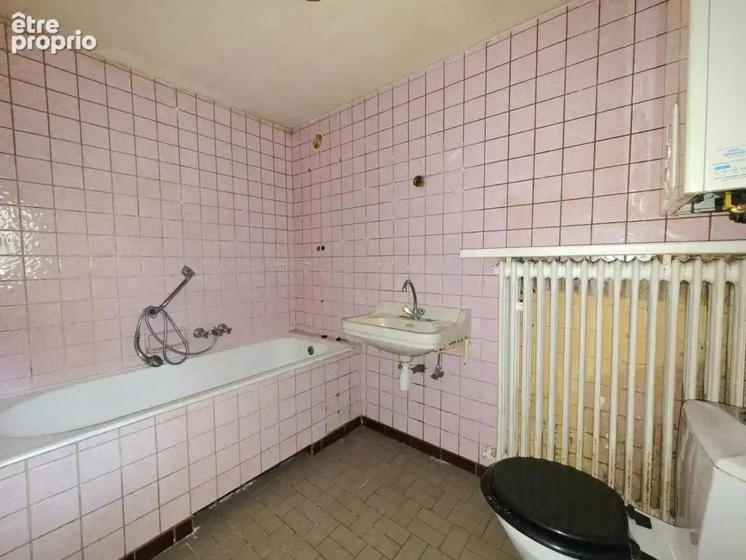 Exclusivité — Maison familiale de 220 m2 environ avec jardin - photo 10