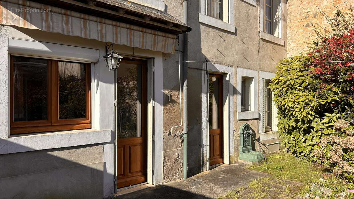 Maison à ARGENTON-SUR-CREUSE