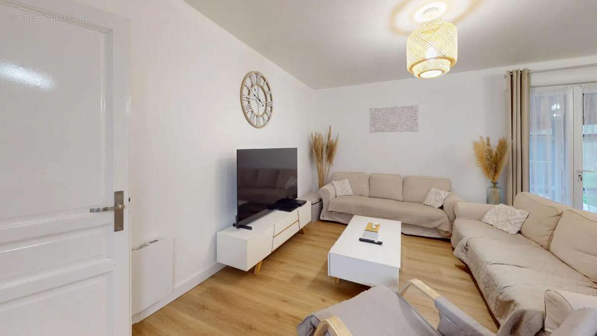 Maison à SAINT-CIRICE