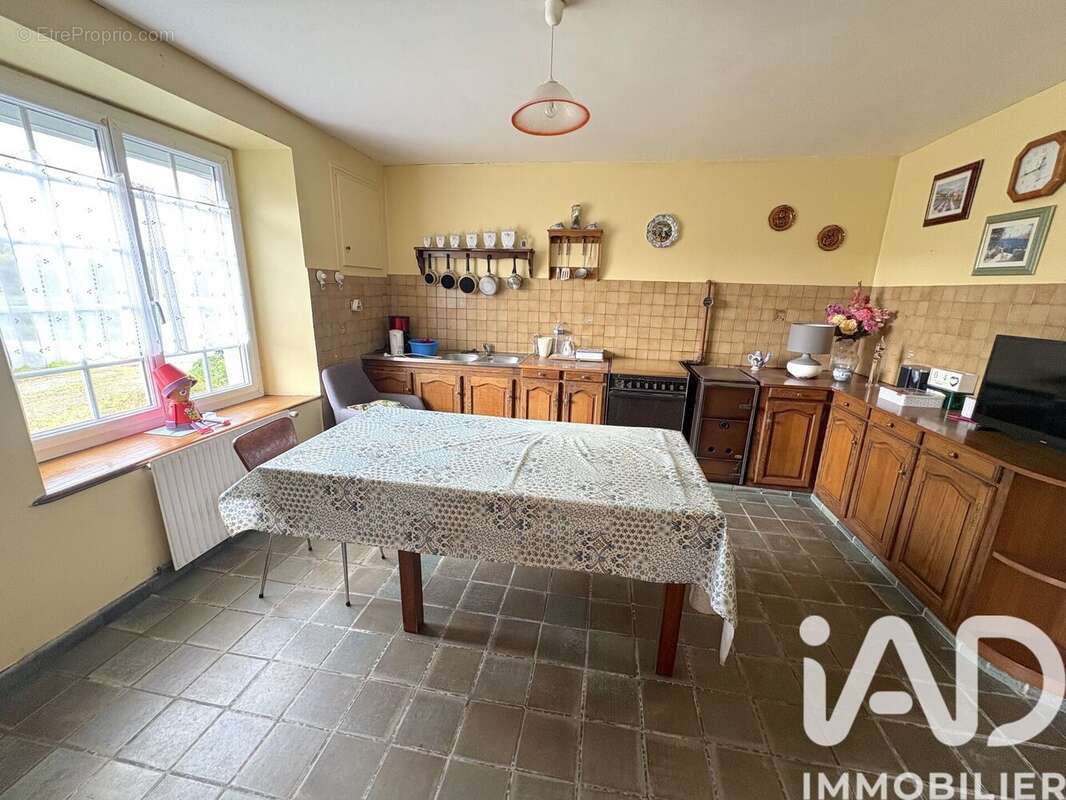 Maison 96 m² à Saint-Fiacre  - photo 5