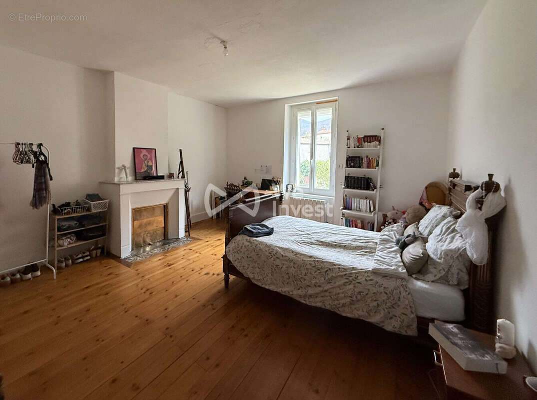 Maison 245 m² à Mazamet  - photo 9