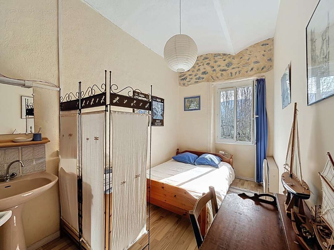 Maison à SAINT-MARTIN-SUR-LAVEZON