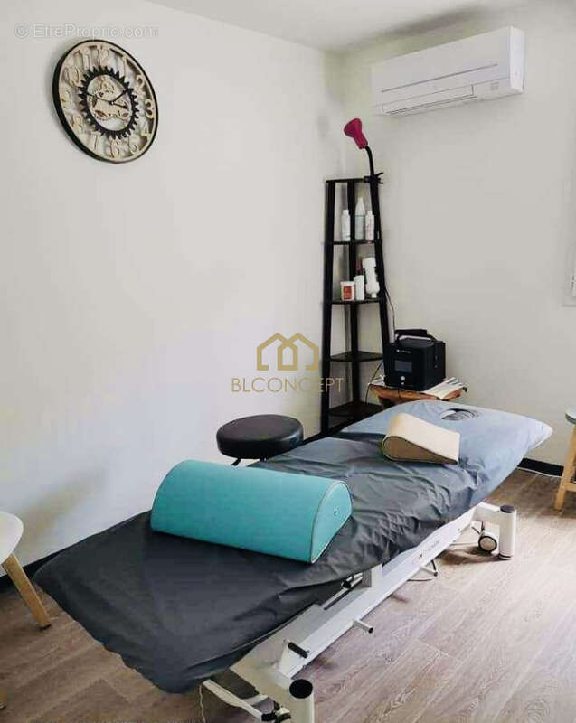 Commerce à VILLENAVE-D&#039;ORNON