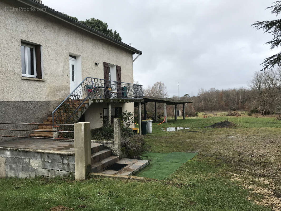 Maison à LISLE-SUR-TARN