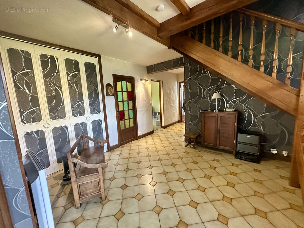 Belle maison familiale de 185 m2   Un véritable havre de paix en bord de rivière - photo 18