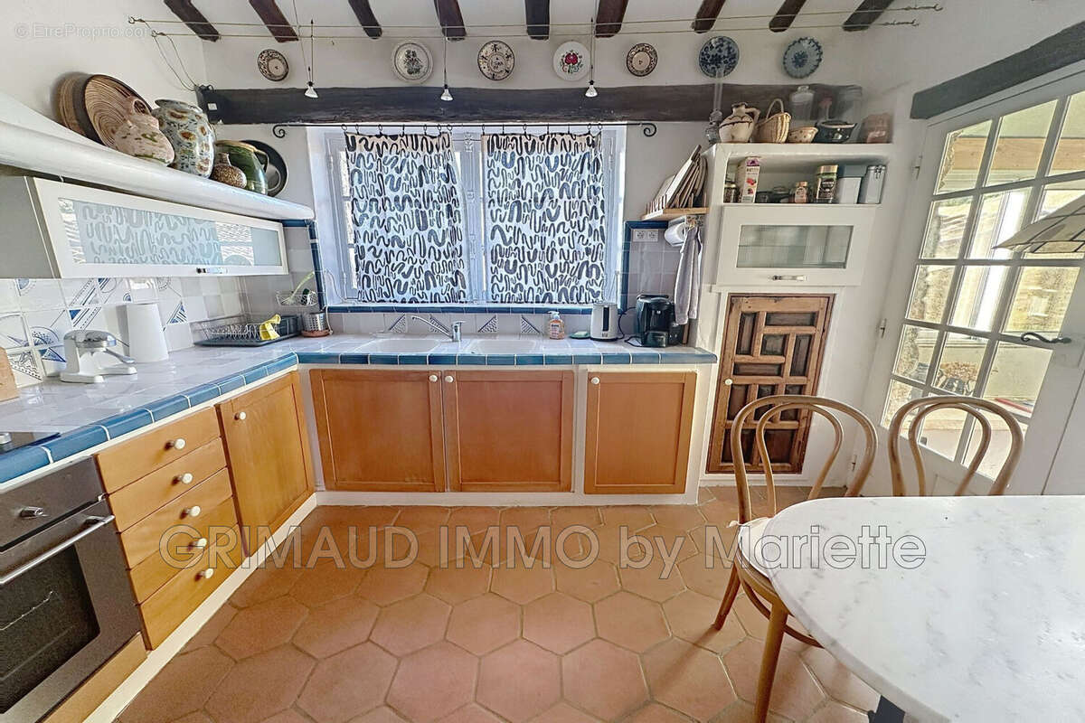 Maison à PLAN-DE-LA-TOUR