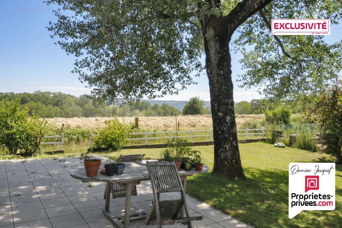 Roches Les Blamont - Maison Familiale 7 Pieces, 5 grandes Chambres - 168 m² Terrain 1695 m² - photo 17