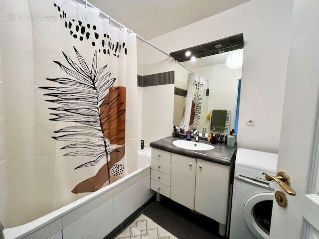 Appartement à SURESNES