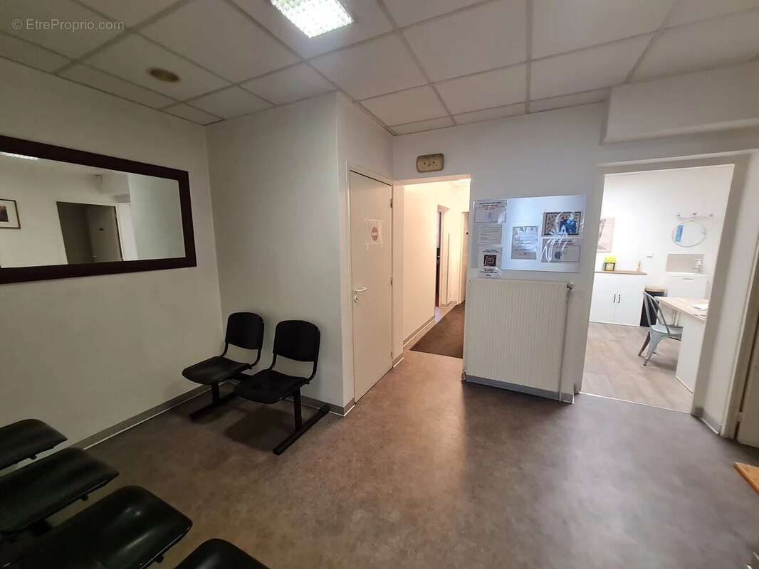 Saint-Cyr l'Ecole - Centre Mairie - photo 5