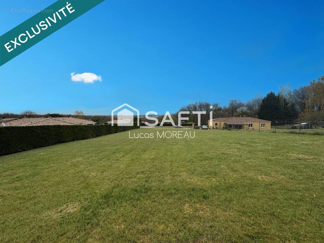 Photo 1 - Terrain à VILLEBRUMIER