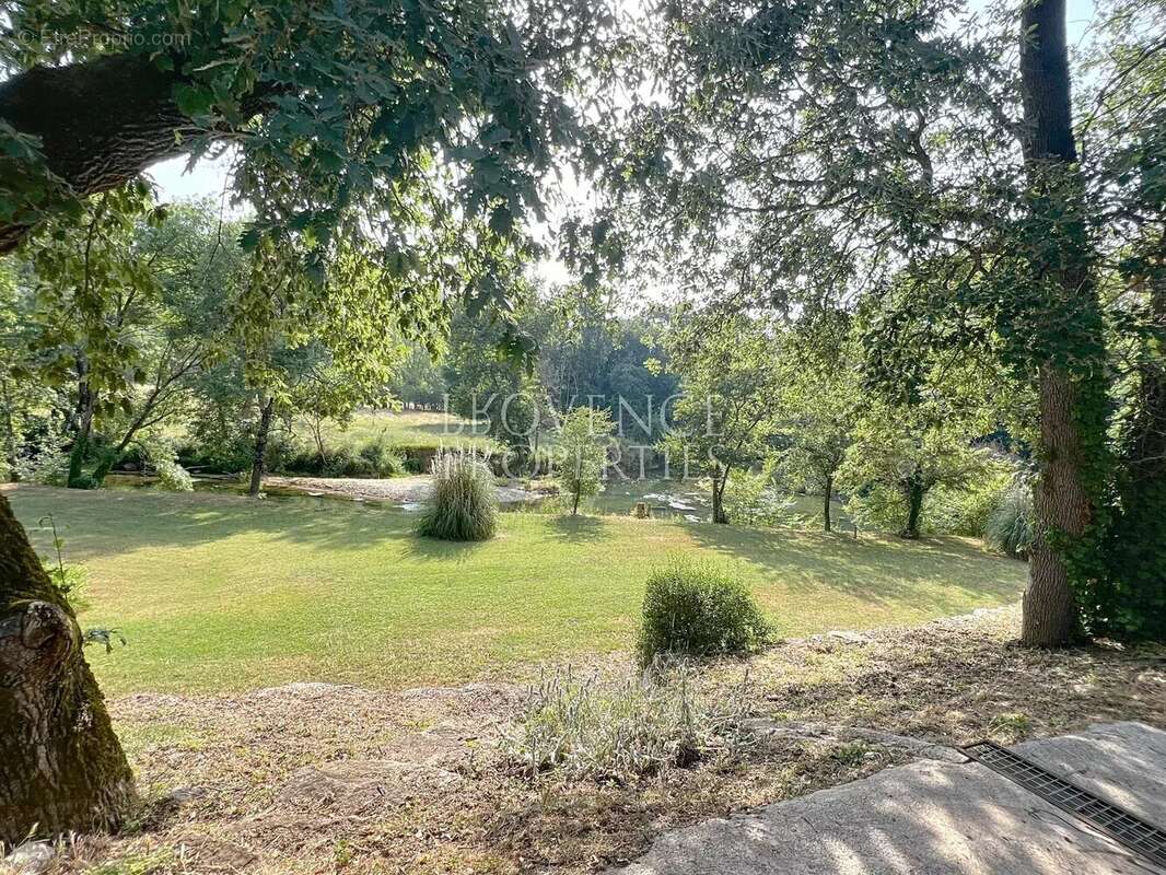 Maison à CHATEAUVERT