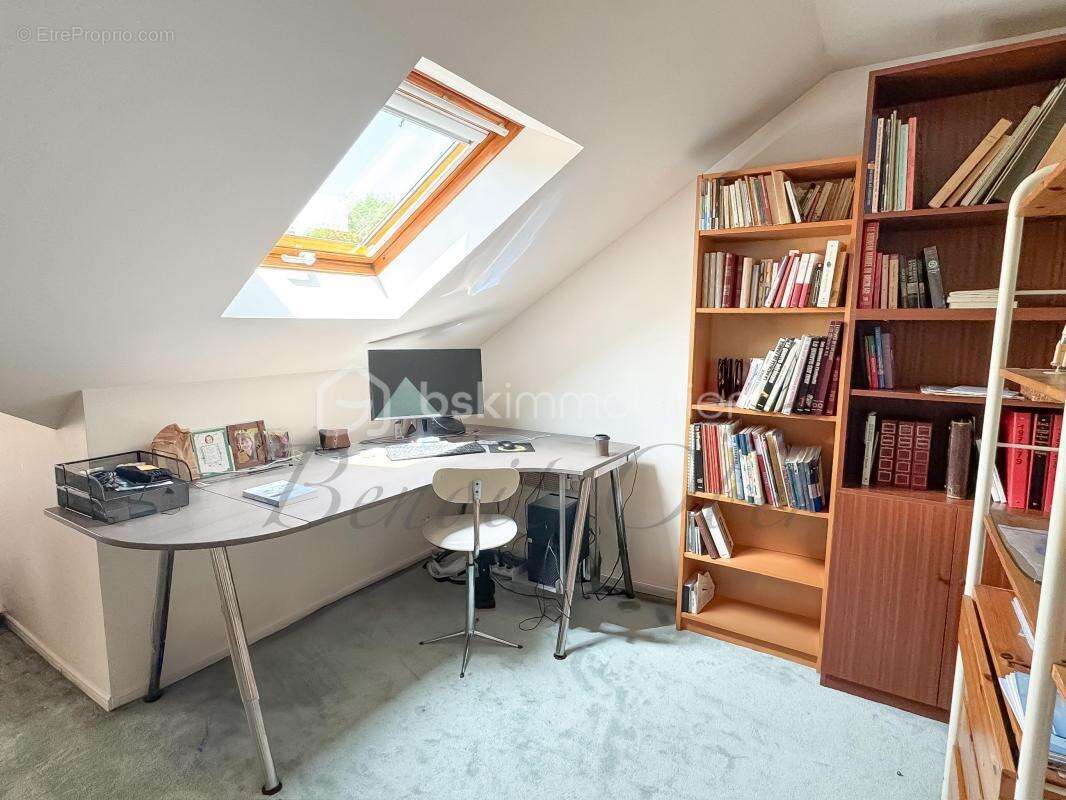 Maison à OZOIR-LA-FERRIERE