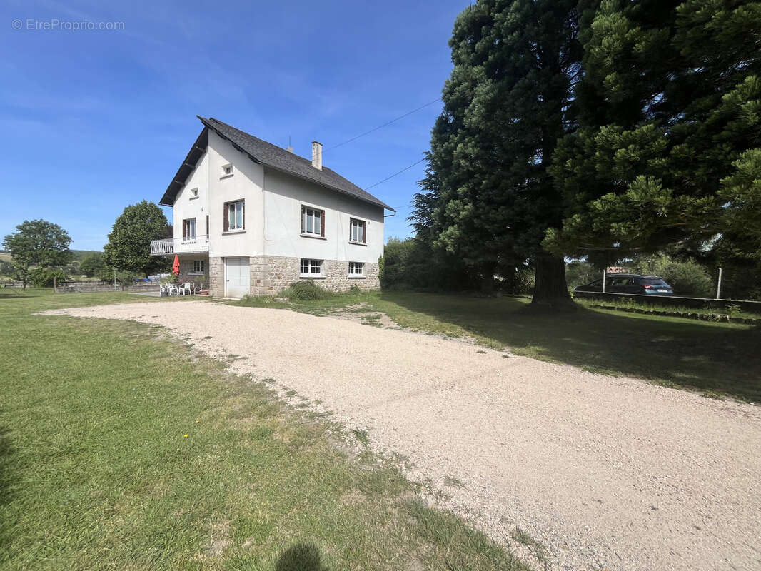 Maison à SAINT-ALBAN-SUR-LIMAGNOLE