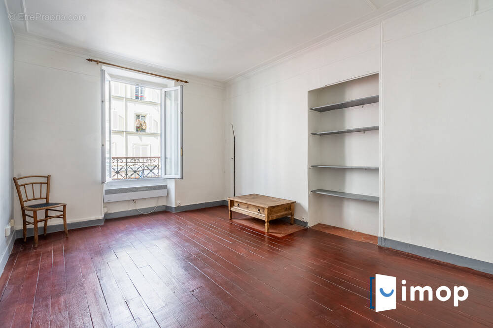 Appartement à PARIS-11E