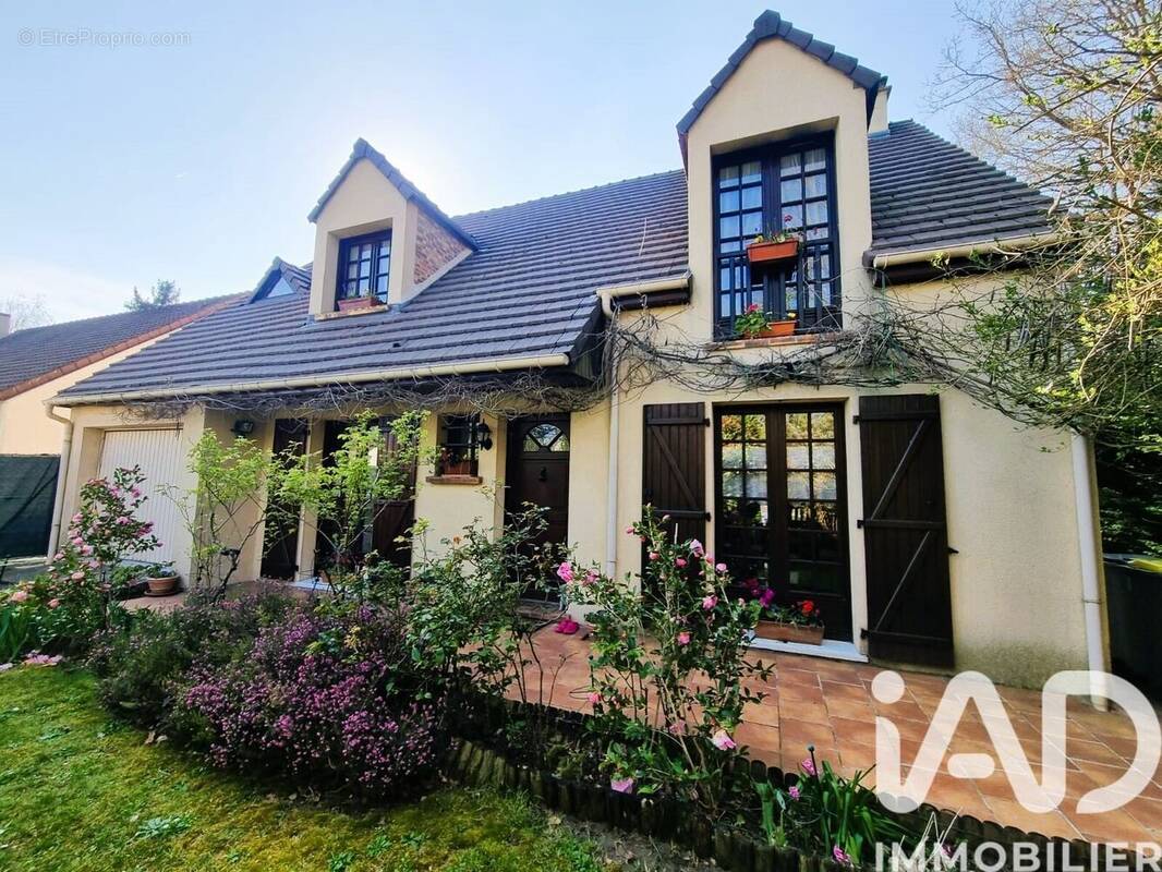 Photo 1 - Maison à MILLY-LA-FORET