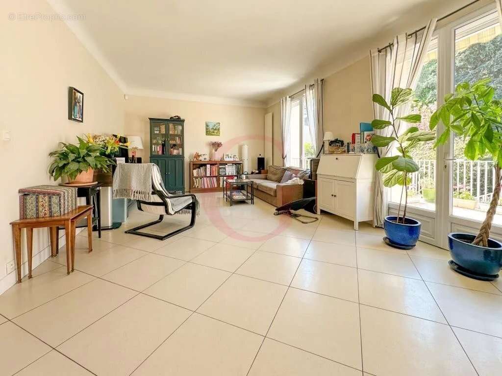 Maison à BOURG-LA-REINE