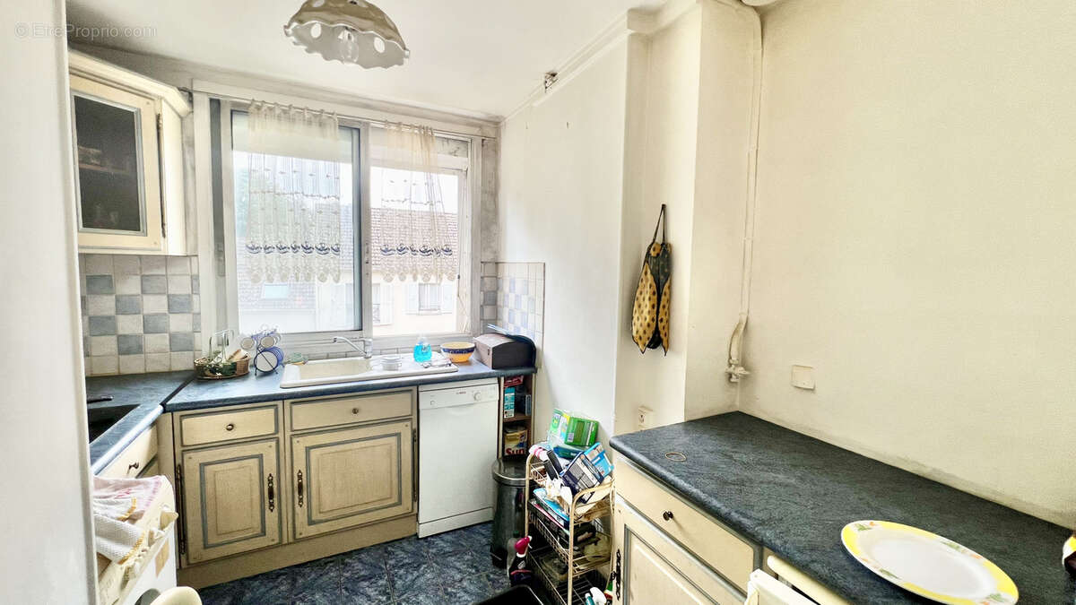 Appartement à RUEIL-MALMAISON