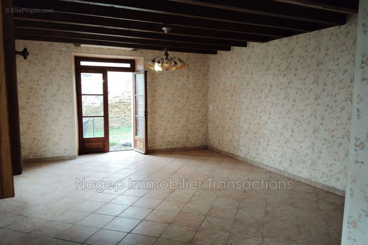 Maison à PREVERANGES