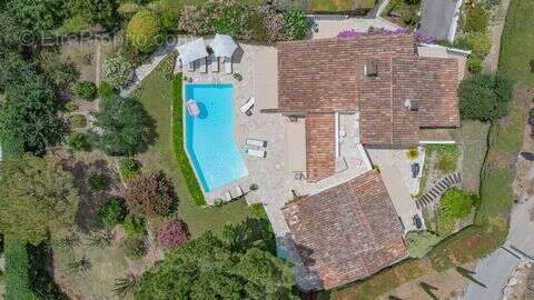 Maison 220 m² à Mougins  - photo 3