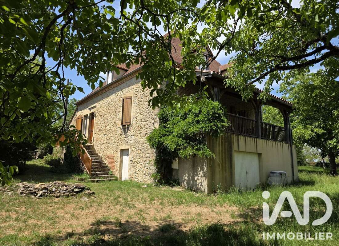 Maison 150 m² à Loubressac  - photo 2