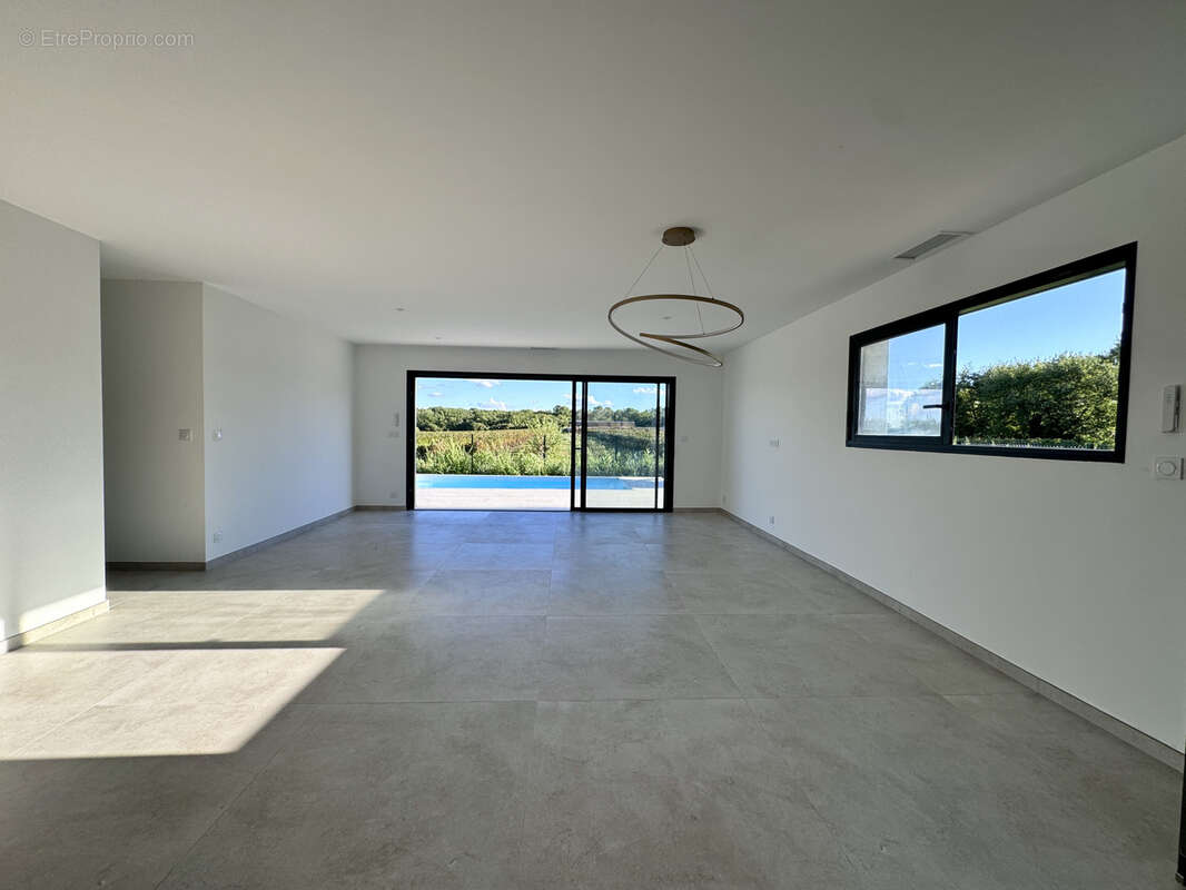 Maison à ARPAILLARGUES-ET-AUREILLAC