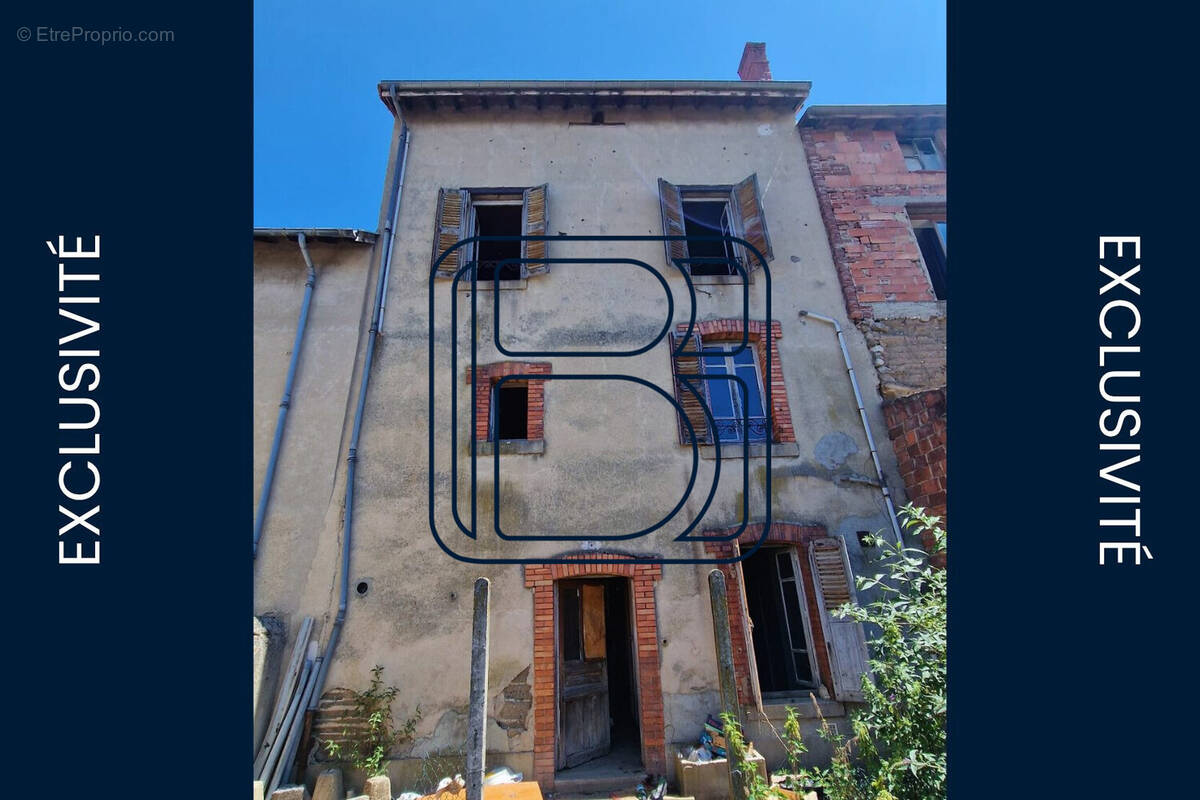 Maison à COURPIERE