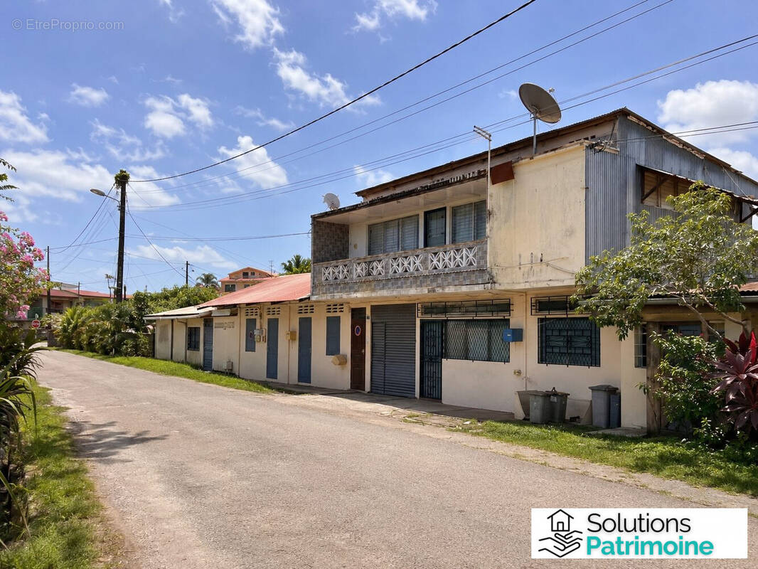 Etat actuel du bien composé de 4 T - Appartement à CAYENNE