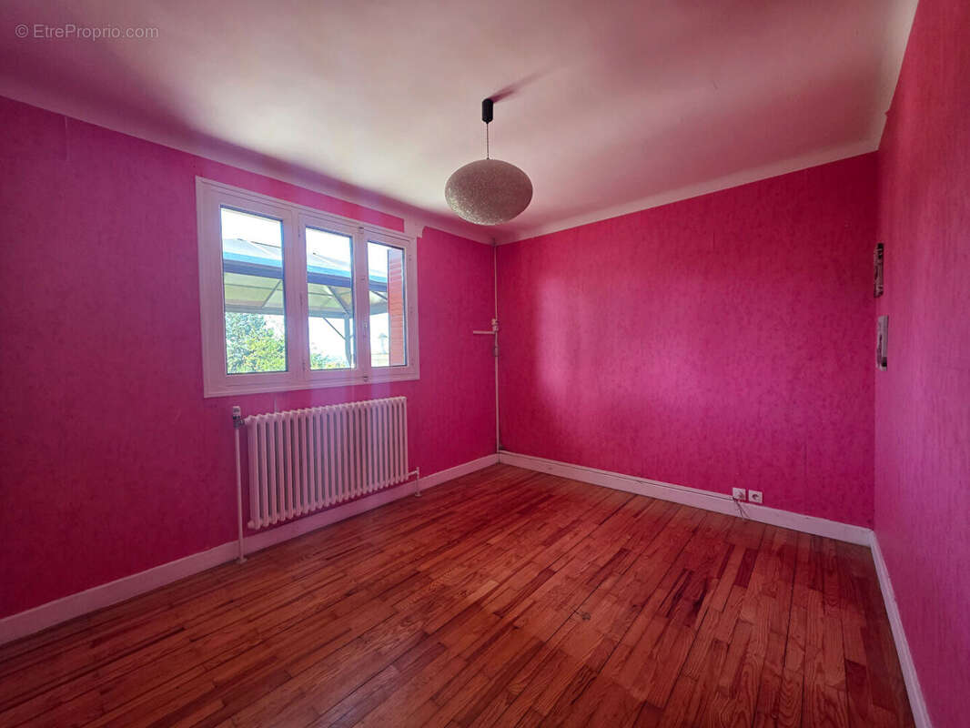 Maison à SAINT-GENIX-SUR-GUIERS