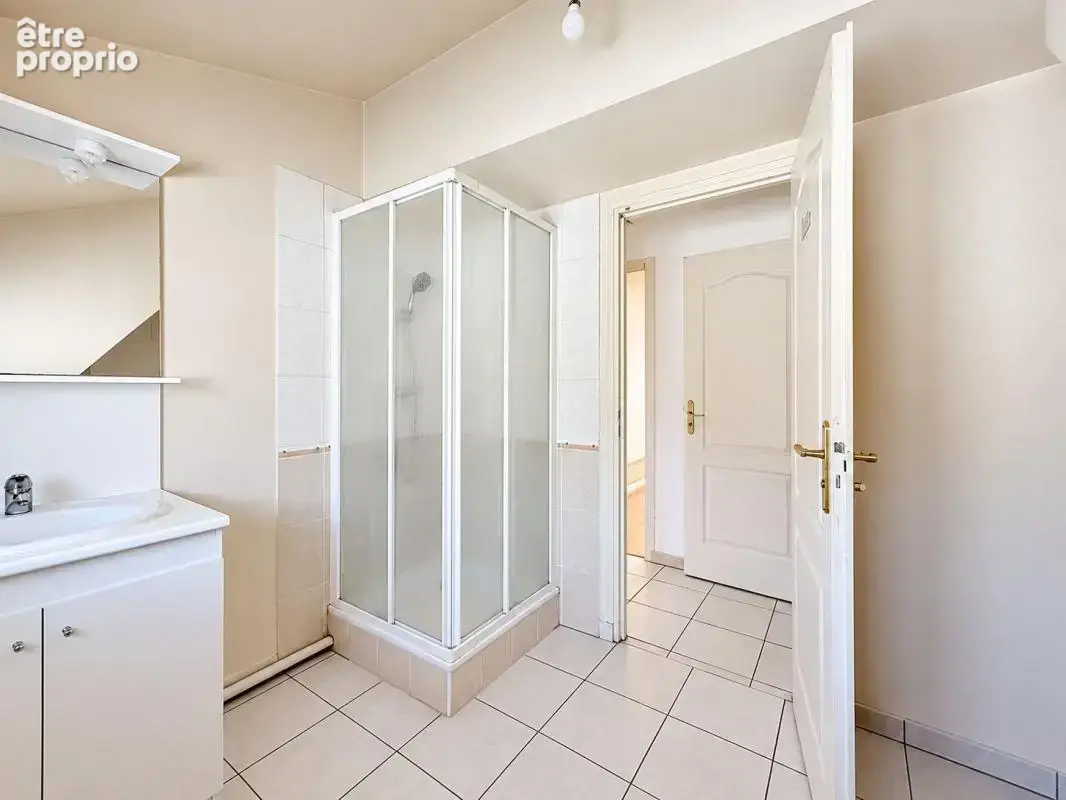 Appartement À Vendre - photo 4
