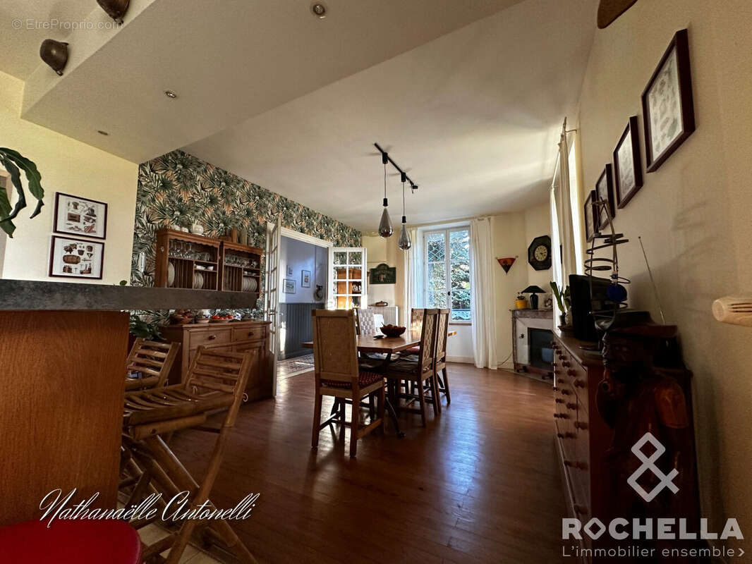 Maison à SAINT-JEAN-D&#039;ANGELY